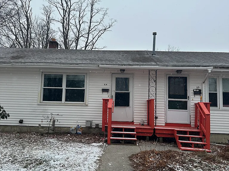 6 Seneca Ave #A — Photo 1