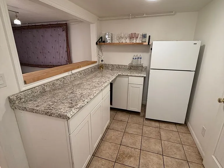 130 W Westwood Ave — Photo 24