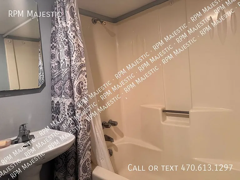3518 Moonlight Ct — Photo 18