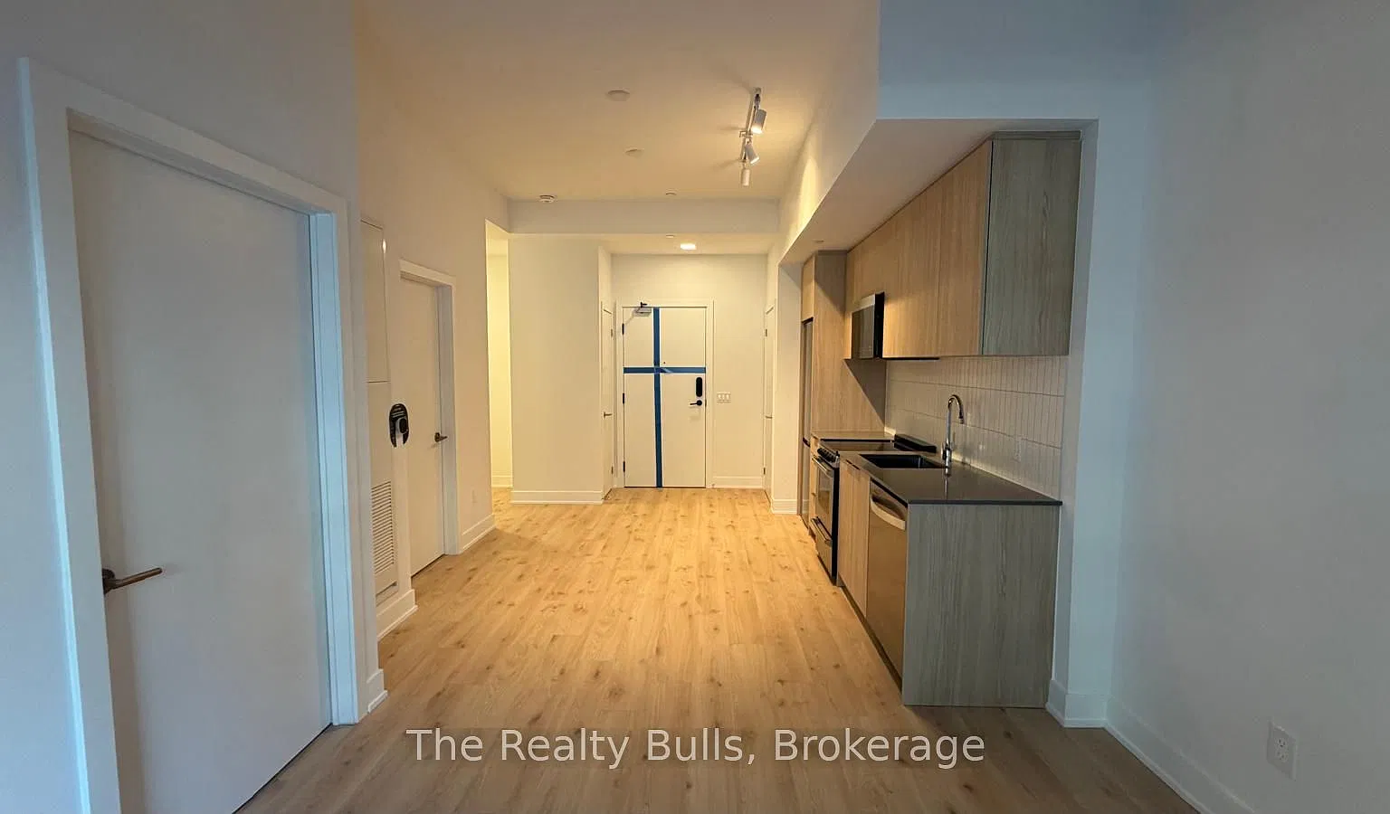 2 bed, $2,199 — Photo 3