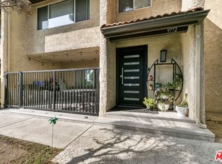 9772 Via Roma, Burbank, CA 91504