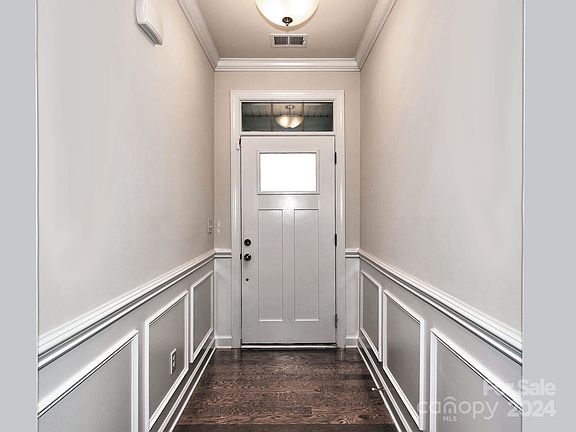 4th image of 5718 Lachlan Hill Ln