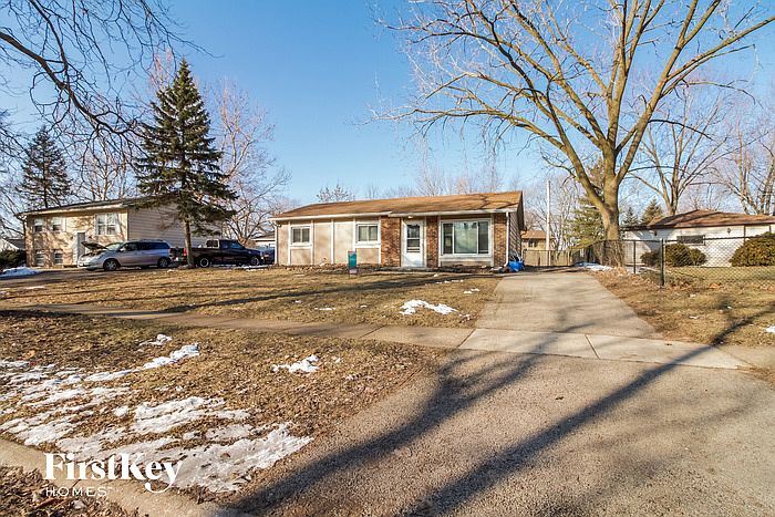 1st image of 203 Monterey Dr