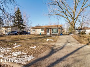 203 Monterey Dr, Bolingbrook, IL