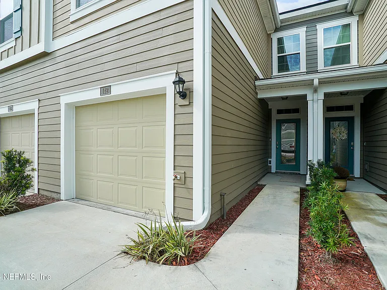 142 Castro Ct — Photo 27