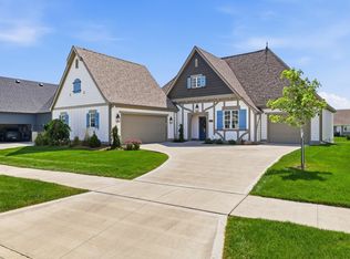 405 SW 17th St, Ankeny, IA 50023