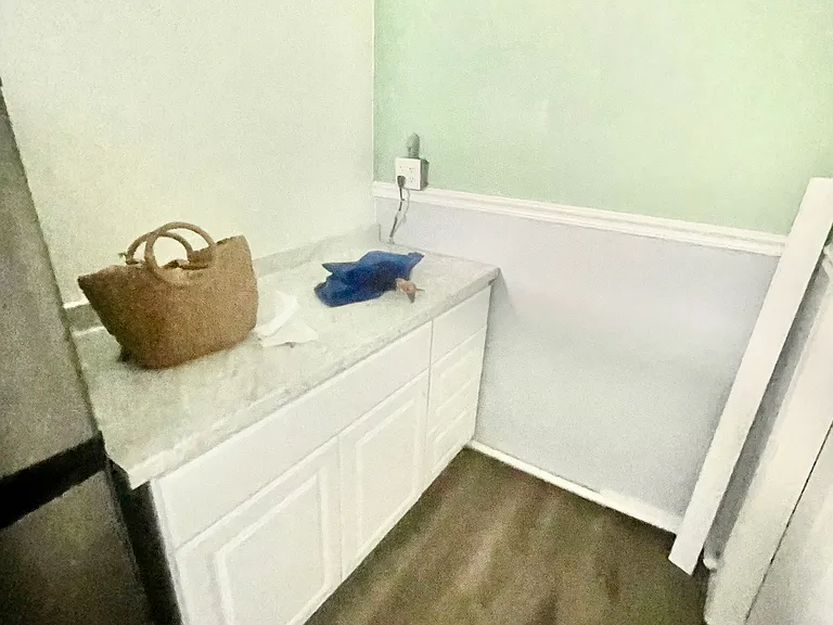 225 Avacado Ct — Photo 3