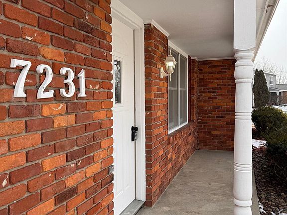 2nd image of 7231 Treverton Dr