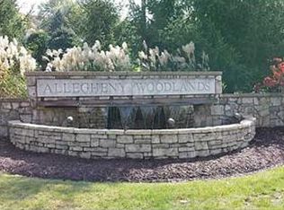 635 Cedar Ridge Dr, Vandergrift, PA 15690