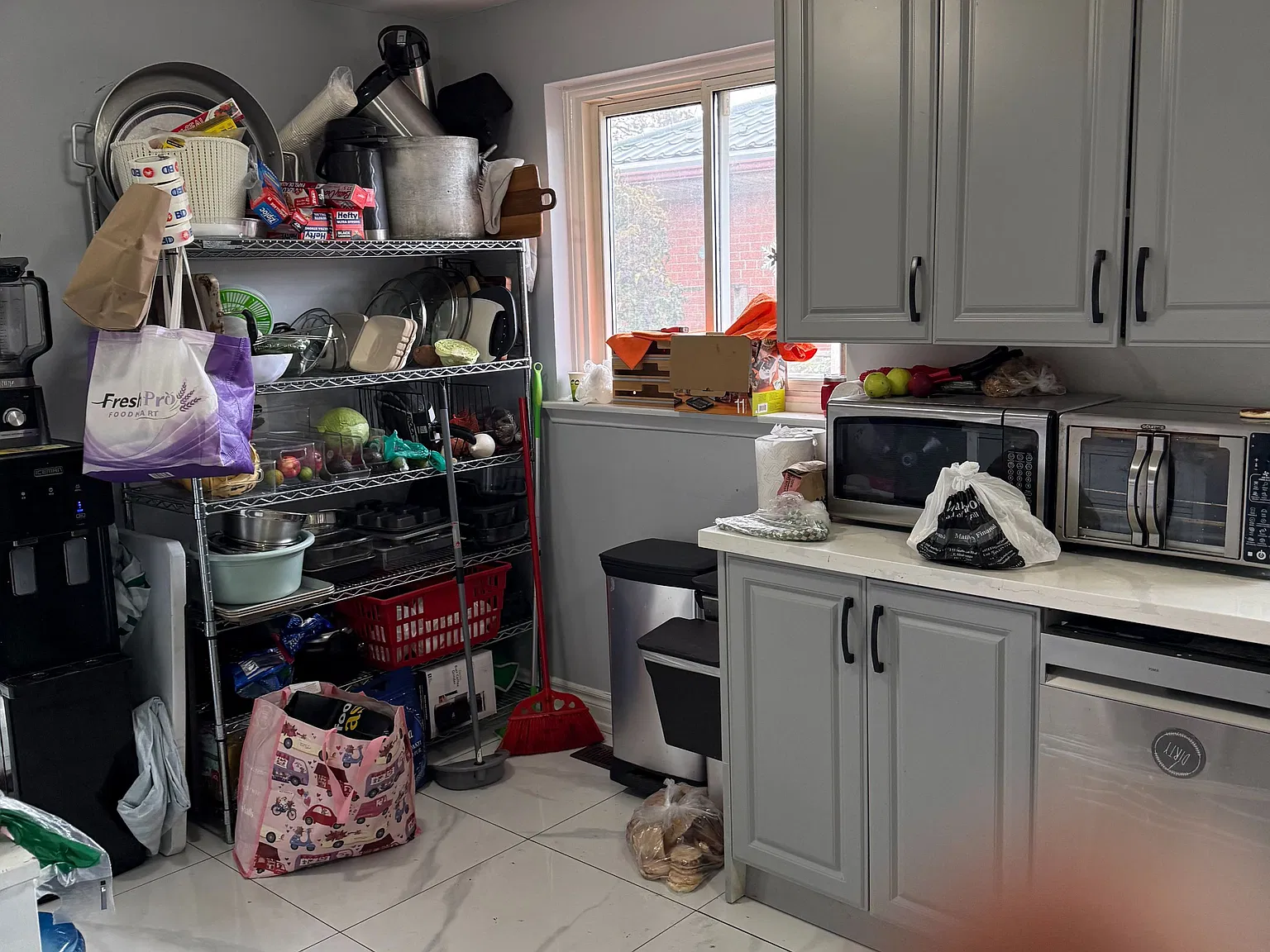 4 bed, $3,500 — Photo 2