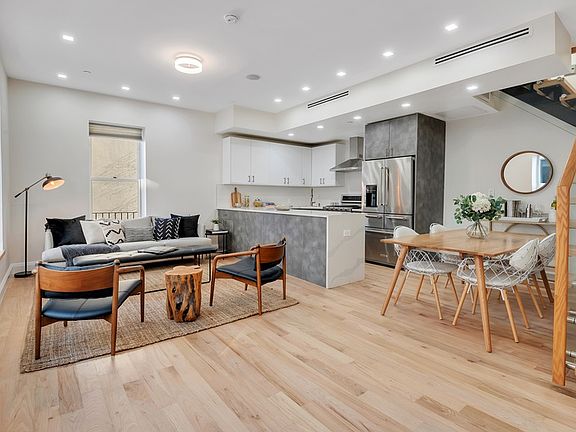 2nd image of 537 Court St #2R