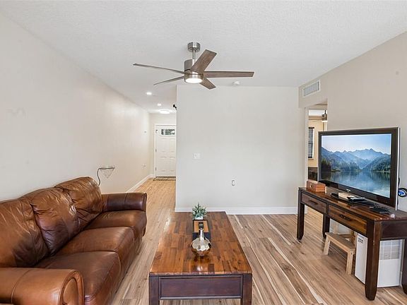 3rd image of 609 WESTWINDS DRIVE #4