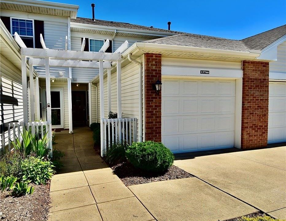 1st image of 15766 Foxglove Ln