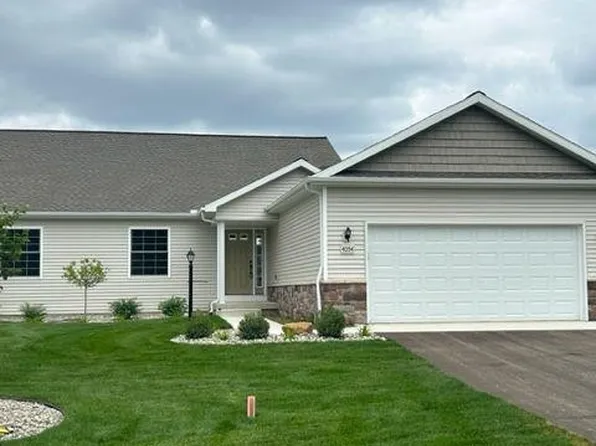 4054 Eastbridge Circle Rd, Stockbridge, MI 49285