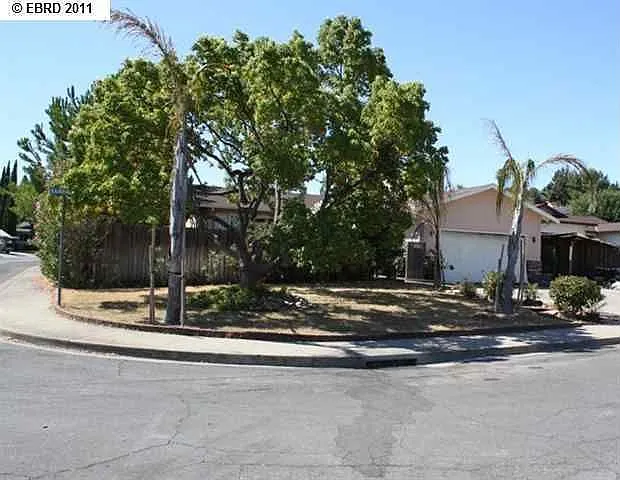 1113 Rainbow Ct photo 1