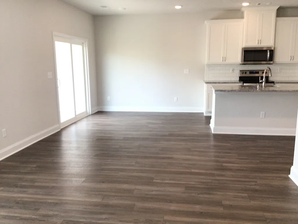 605 Hampton Drive - 1 — Photo 3