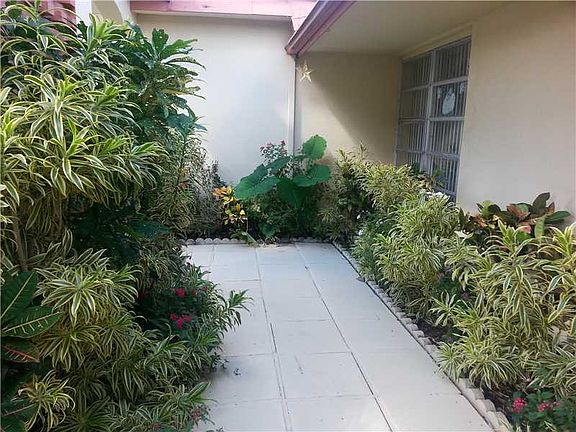 4th image of 9411 NW 20th Pl