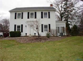 5822 San Reno Dr, Sylvania, OH 43560