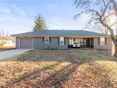 404 SW 21st St, Blue Springs, MO, 64015