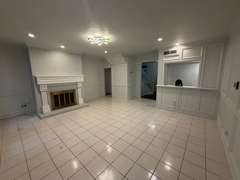 7218 Holder Forest Ct — Photo 4