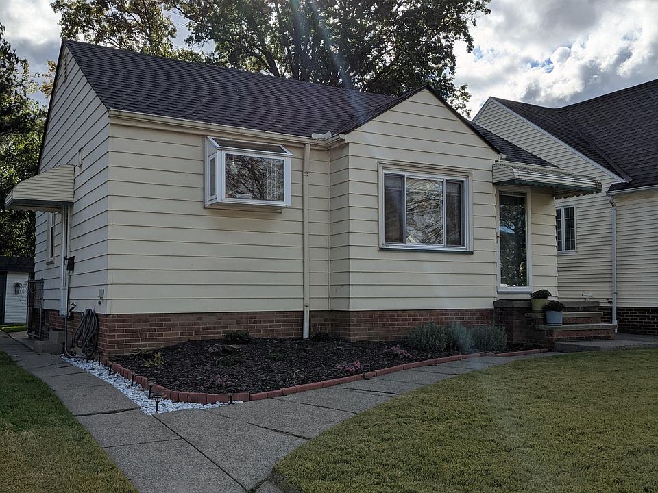 1st image of 14017 Bidwell Ave