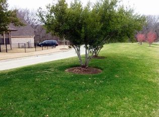 613 Creekview Ln, Colleyville, TX 76034