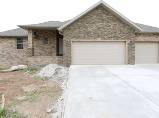 604 S Jewel Ct, Nixa, MO 65714