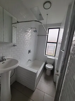 Rented by Abba Realty Associates INC | media 7