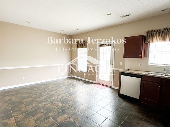 5th image of 225 Portico St
