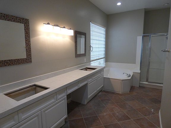 4th image of 7700 E Princess Dr Unit 4