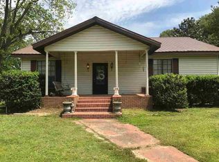 312 E Railroad Ave, Bentonia, MS 39040