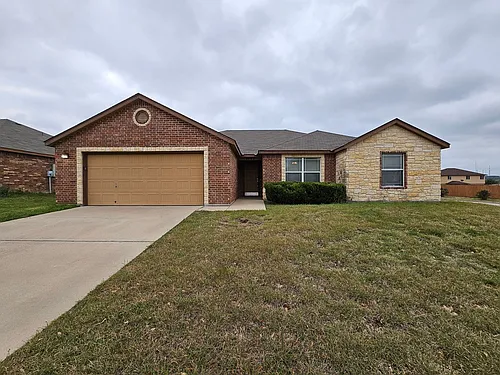 2102 Coy Dr Photo 1