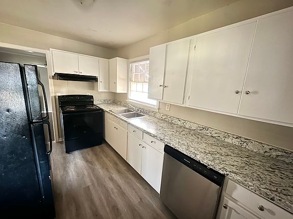 5th image of 1309 41st St