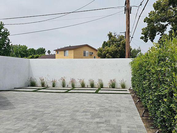 4th image of 12763 Welby Way