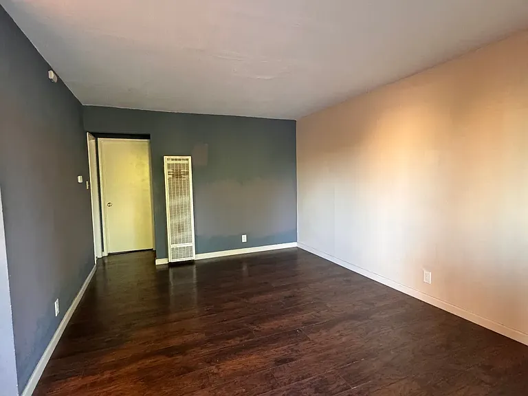 385 E William St #5 — Photo 4