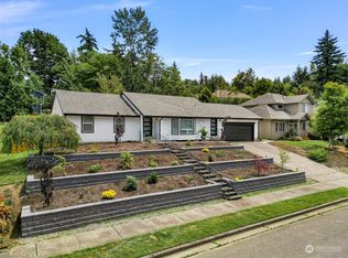 929 36th St, Bellingham, WA 98229