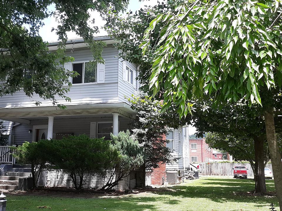 1st image of 1510 Lee St E APT A