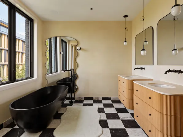 498 Humboldt Street image 7 of 18