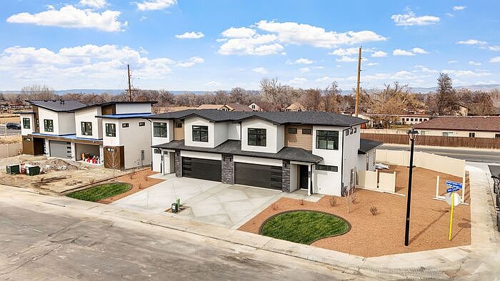 1st image of 1107 Mee Canyon Cir