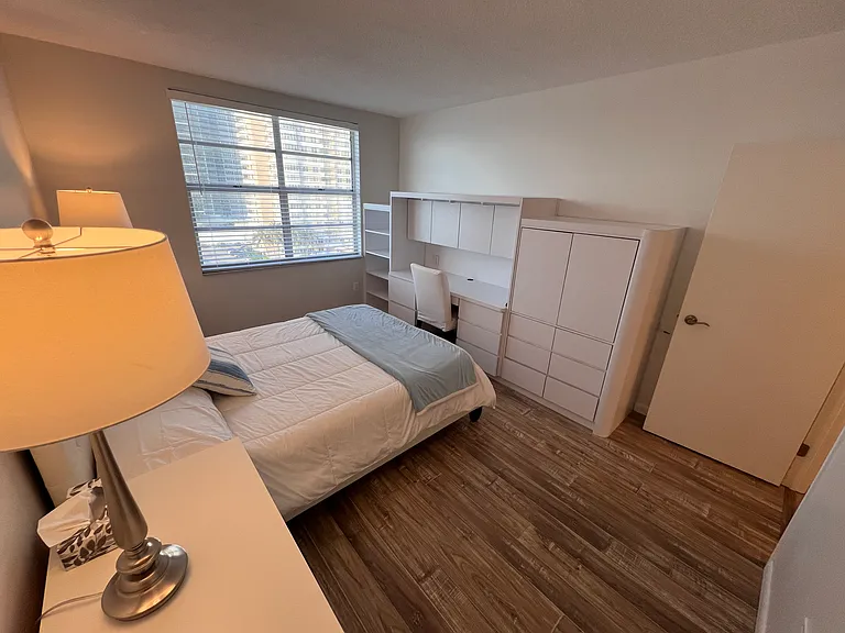1950 S Ocean Dr #8Q — Photo 23
