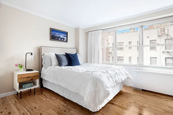 Sold by Stribling | media 12