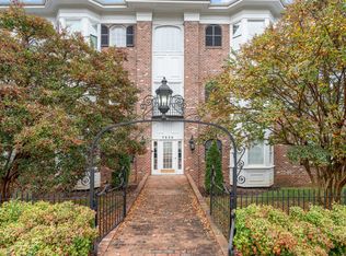 7530 Lead Mine Rd APT 102, Raleigh, NC 27615