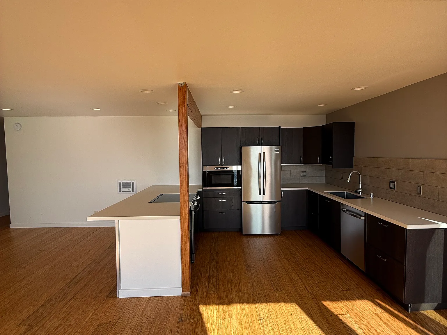 2 bed, 1240 sqft, $5,500 — Photo 4