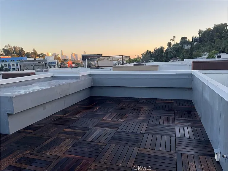 2205 Tom Mix Rd — Photo 1