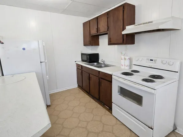 315 Gaiety Ln #4B, San Antonio, TX 78219