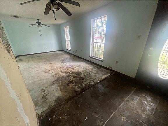 3rd image of 5520 Amite Dr