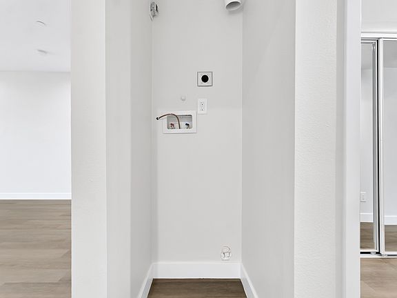 5th image of 1234A W 89th St #A