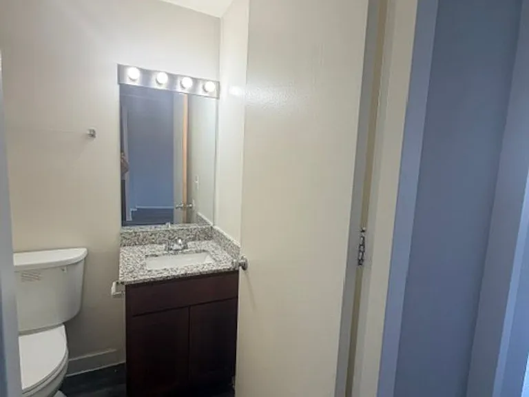 7251 At Waters Edge — Photo 24