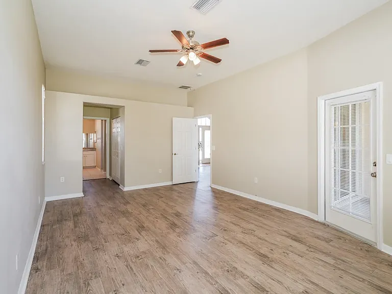 4203 Anaconda Dr — Photo 5