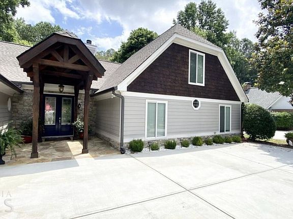 2nd image of 3815 Grand Forest Dr